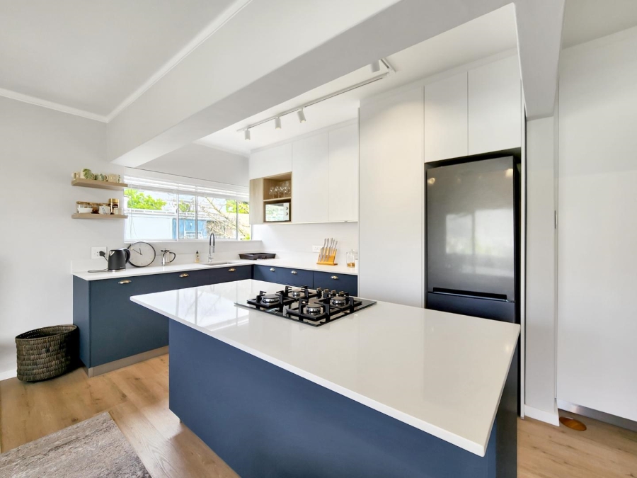 To Let 2 Bedroom Property for Rent in Gardens Western Cape